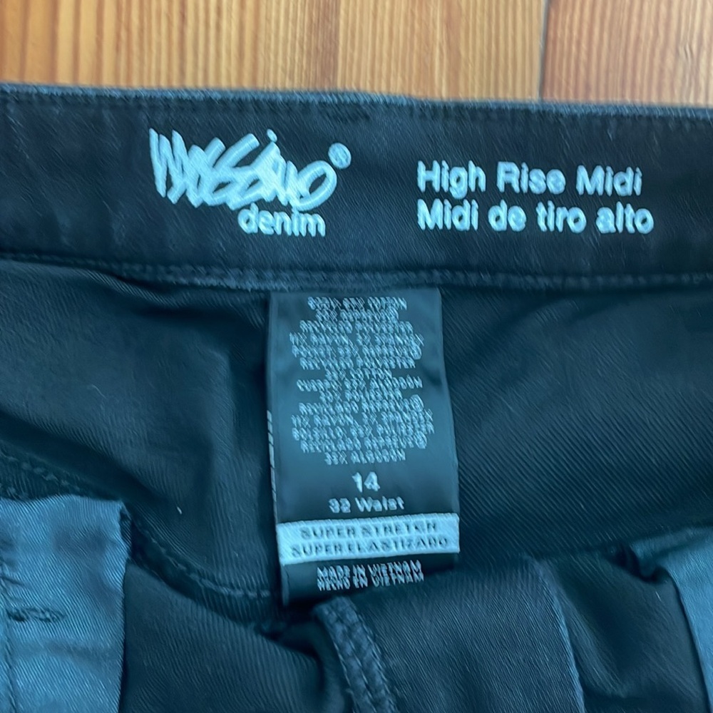 🖤 Massimo High Rise Midi Denim Shorts - Black - Sz 14 - Picture 3 of 5